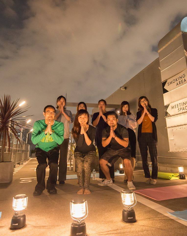 手ぶらで夜ヨガ！！屋上はいつだって夢であふれている☆