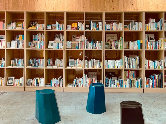 シェアライブラリースペース｜シェアオフィス・コワーキングスペースco-ba 横浜関内